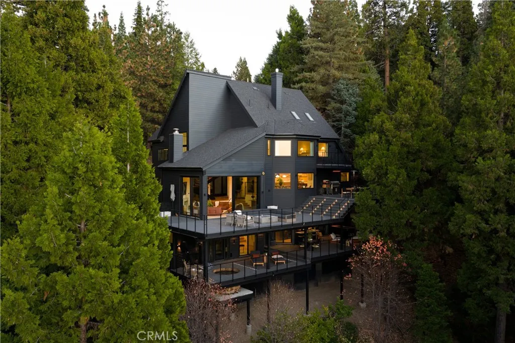 654 S Cumberland, Lake Arrowhead, California 92352 home-pic-1