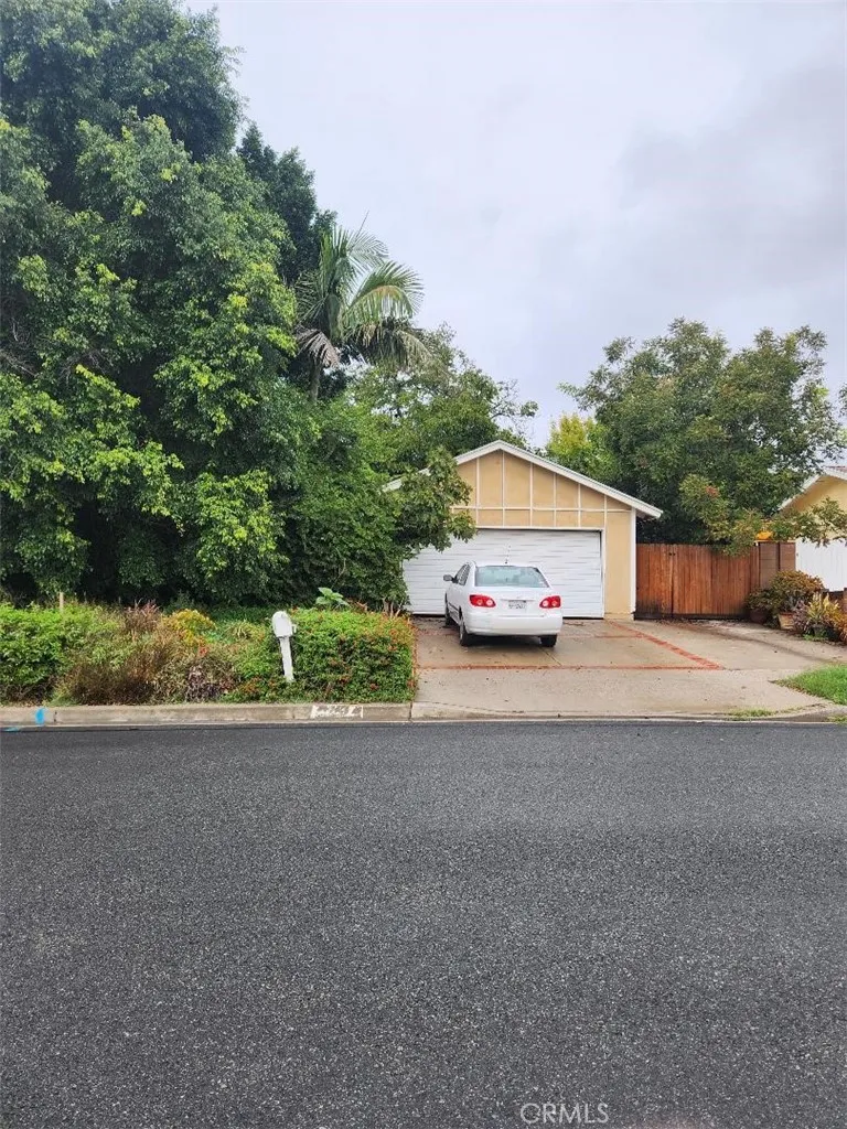 3297 Elmore, Simi Valley, California 93063 home-pic-1