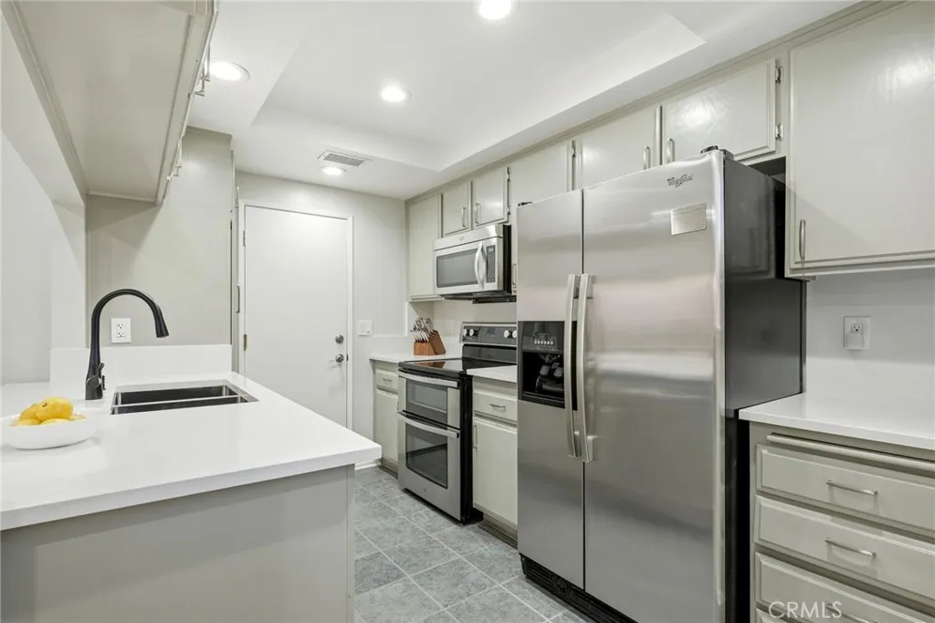 27968 Red Dawn, Menifee, California 92585 home-pic-7