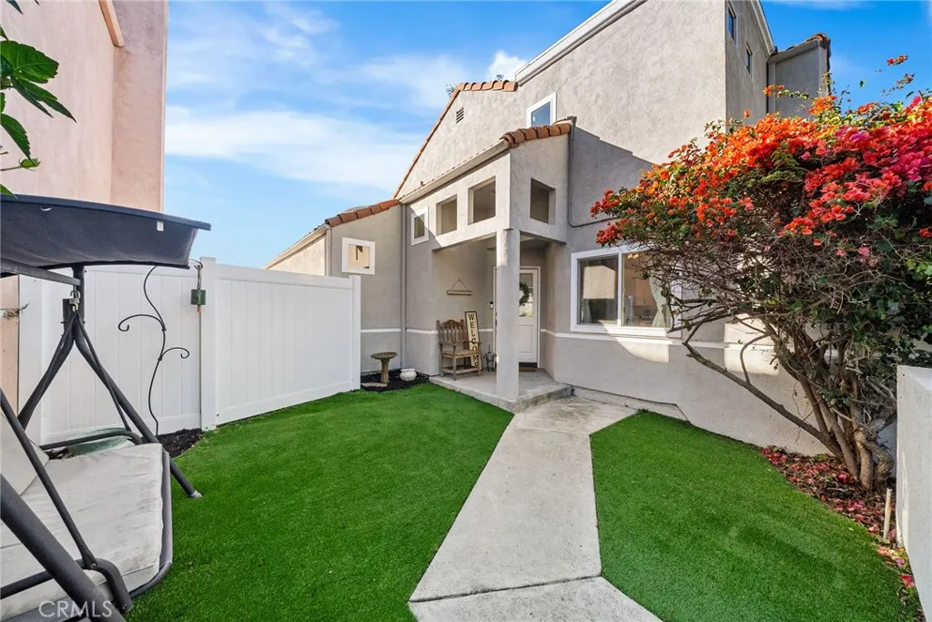 19 Calle Sol, San Clemente, California 92672 home-pic-4