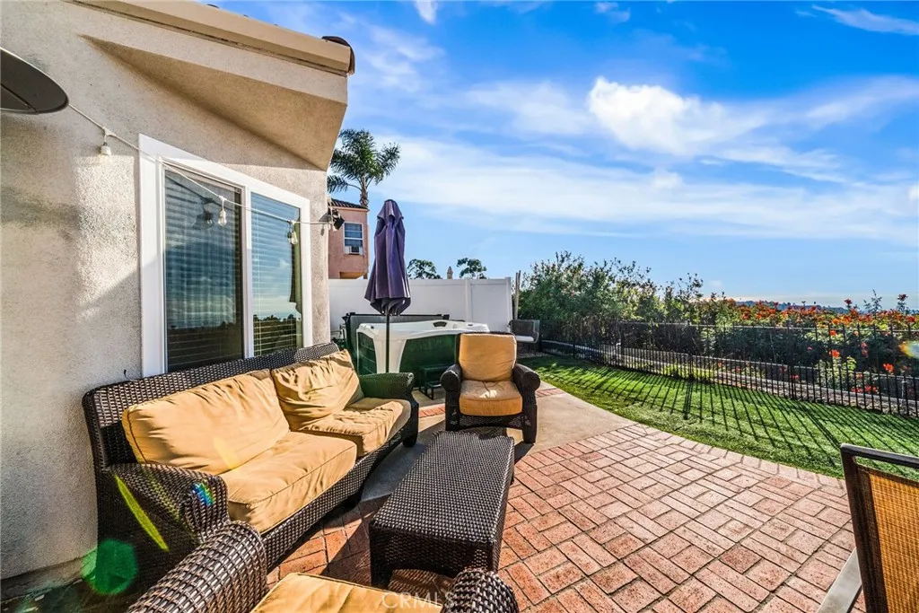 19 Calle Sol, San Clemente, California 92672 home-pic-30