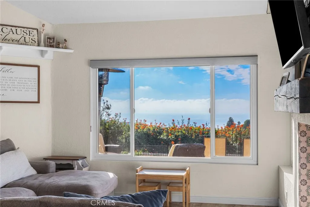 19 Calle Sol, San Clemente, California 92672 home-pic-9