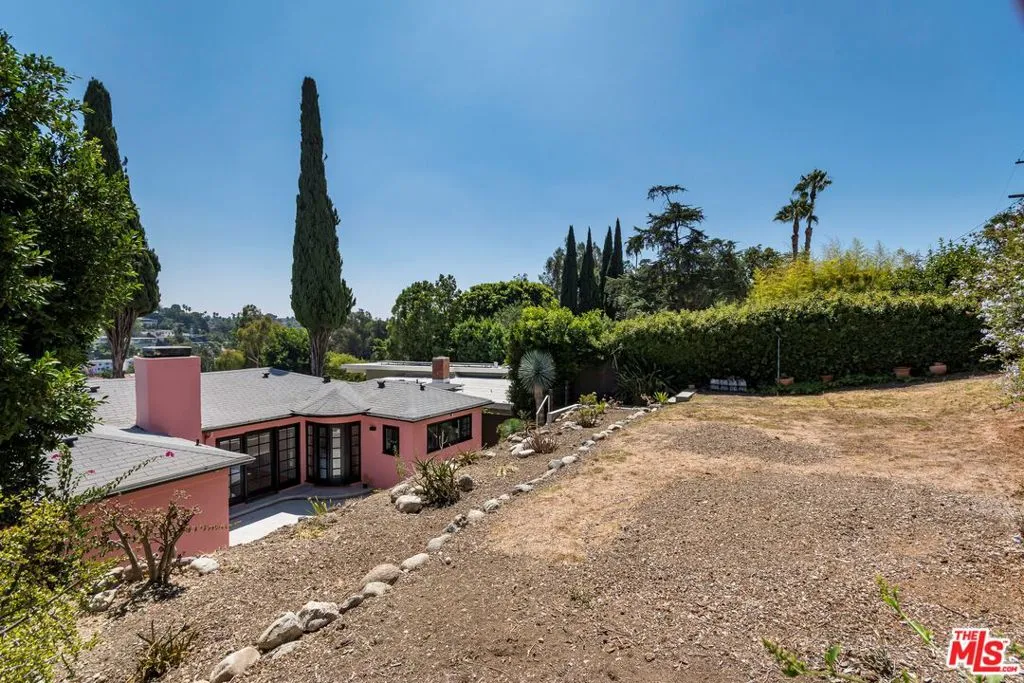 3110 Berkeley Circle, Los Angeles, California 90026 home-pic-16