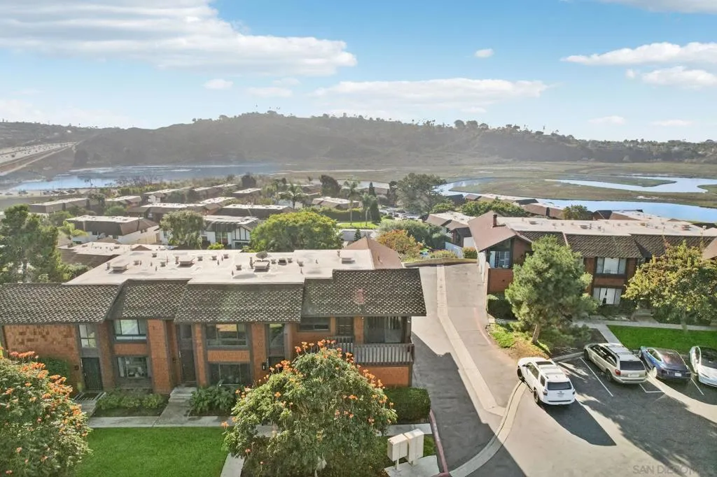 2422 Caminito Ocean Cv, Cardiff By The Sea, California 92007 home-pic-48