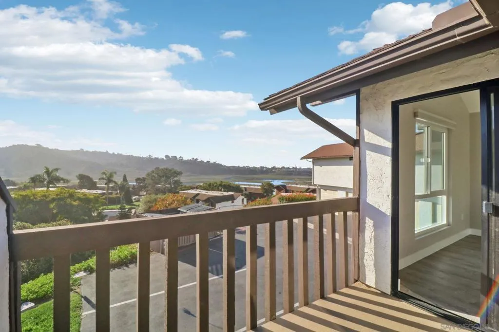 2422 Caminito Ocean Cv, Cardiff By The Sea, California 92007 home-pic-32