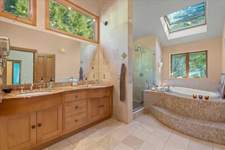 Bathroom suite