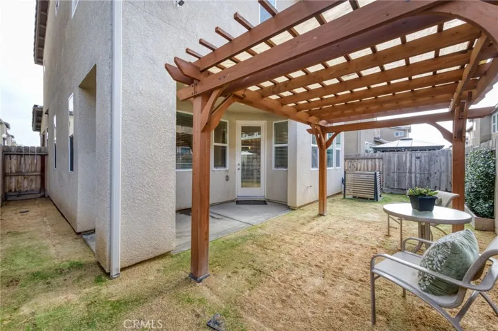 116 Aria Avenue S, Madera, California 93636