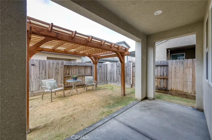 116 Aria Avenue S, Madera, California 93636