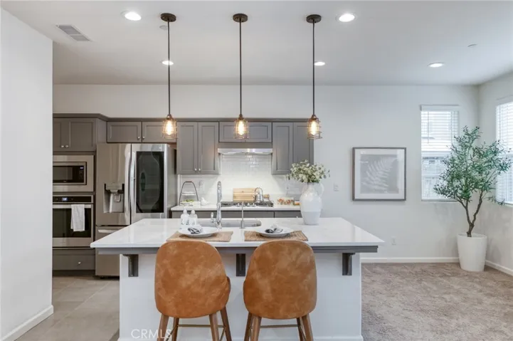 116 Aria Avenue S, Madera, California 93636