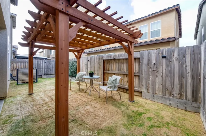 116 Aria Avenue S, Madera, California 93636