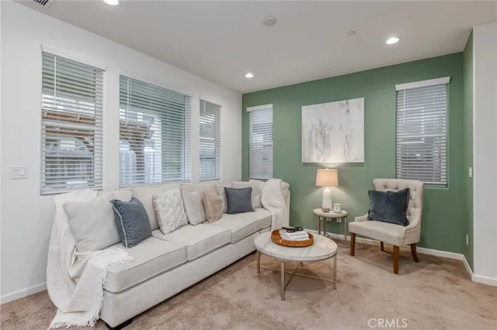 116 Aria Avenue S, Madera, California 93636