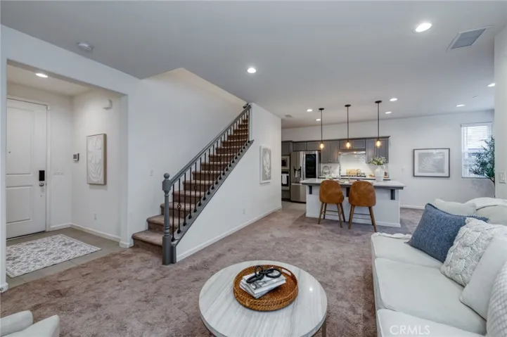 116 Aria Avenue S, Madera, California 93636