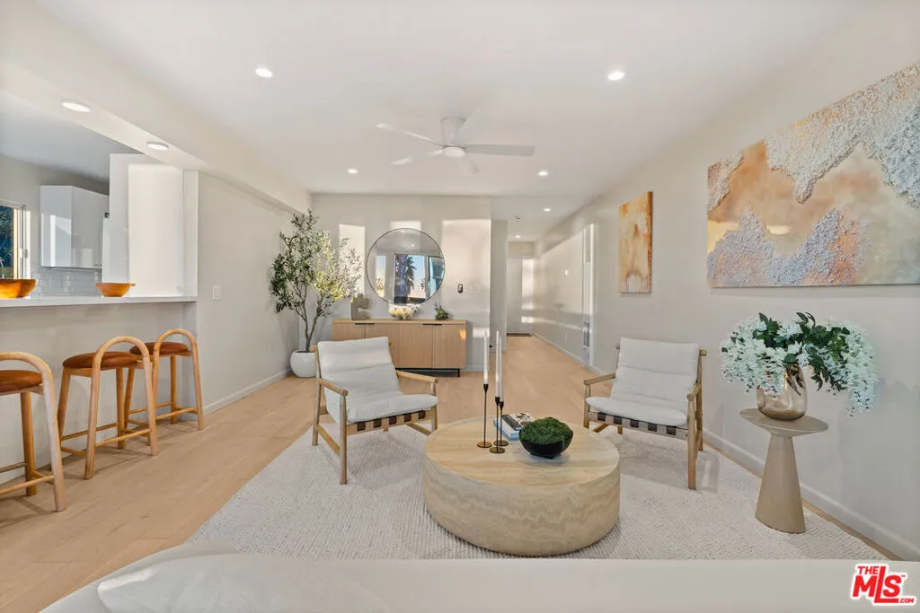 2221 Ocean Avenue 101, Santa Monica, California 90405 home-pic-6
