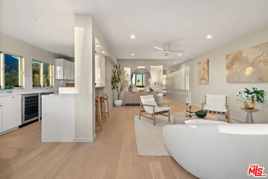 2221 Ocean Avenue 101, Santa Monica, California 90405 home-pic-9