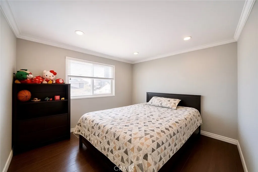 639 Avenida Del Platino, Newbury Park, California 91320 home-pic-14