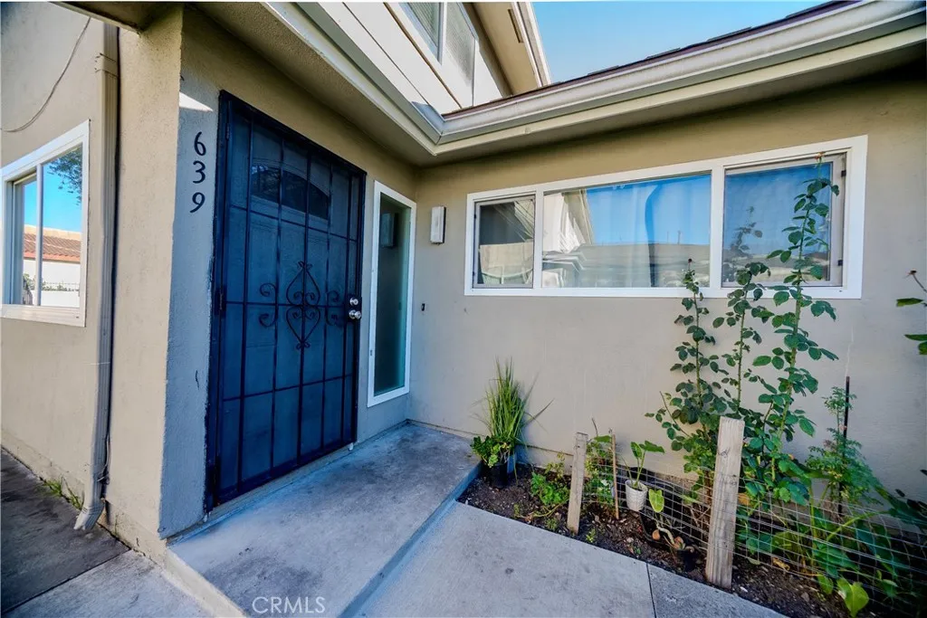 639 Avenida Del Platino, Newbury Park, California 91320 home-pic-1
