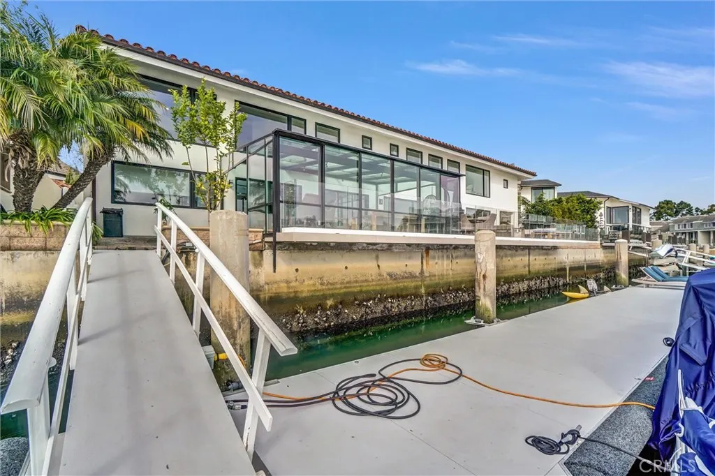 16412 Ardsley Circle, Huntington Beach, California 92649 home-pic-46