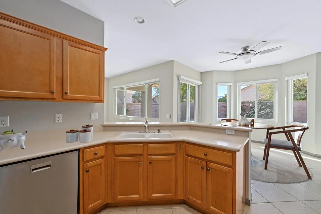 35093 Staccato Street, Palm Desert, California 92211 home-pic-7