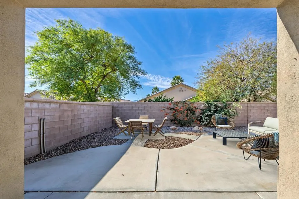 35093 Staccato Street, Palm Desert, California 92211 home-pic-17