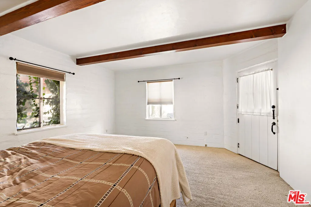 15617 Mondamon Road, Apple Valley, California 92307 home-pic-27