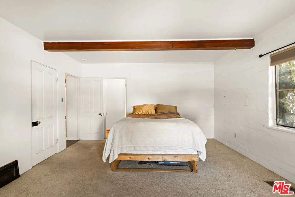 15617 Mondamon Road, Apple Valley, California 92307 home-pic-28