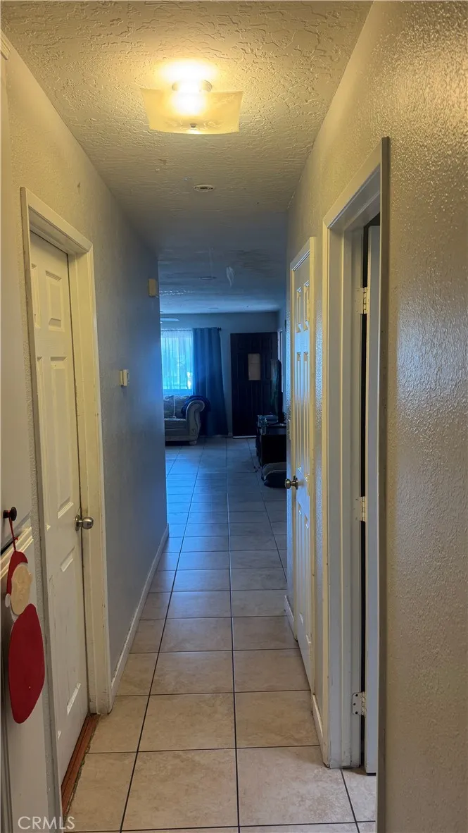 14327 Rodeo Drive, Victorville, California 92395 home-pic-34