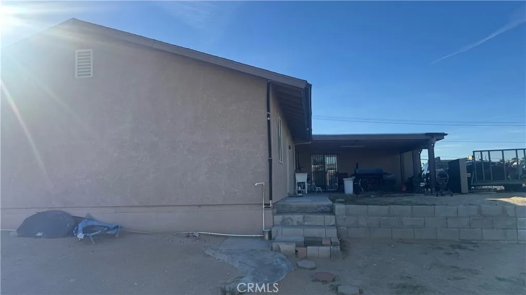 14327 Rodeo Drive, Victorville, California 92395 home-pic-10