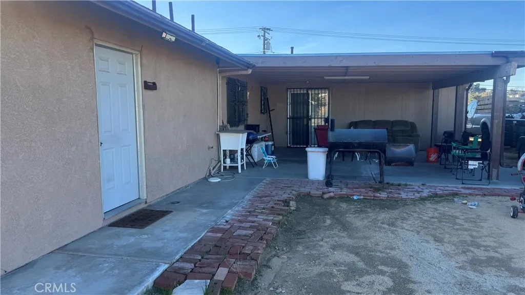 14327 Rodeo Drive, Victorville, California 92395 home-pic-9