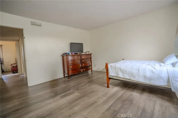 409 W Mountain View Avenue, La Habra, California 90631