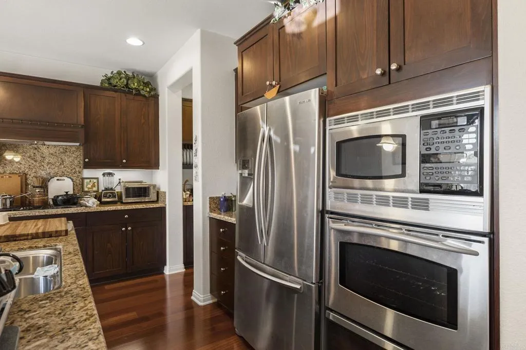 10353 Pinion, Escondido, California 92026 home-pic-10