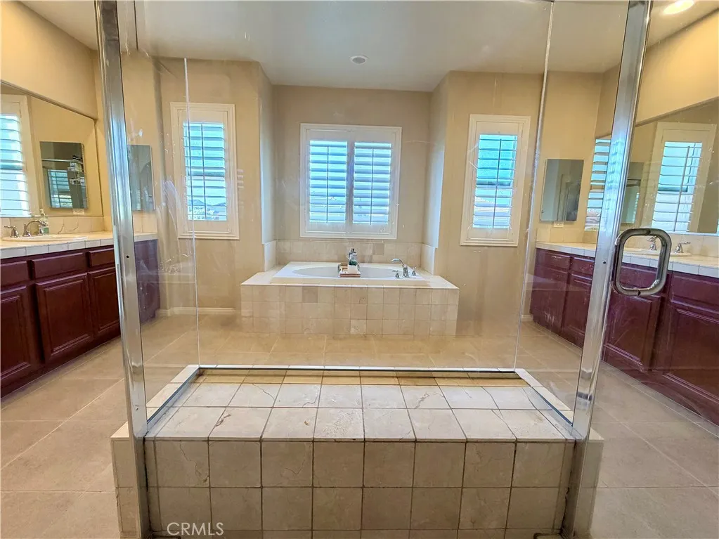 32102 Elk Grove Court, Temecula, California 92592 home-pic-33