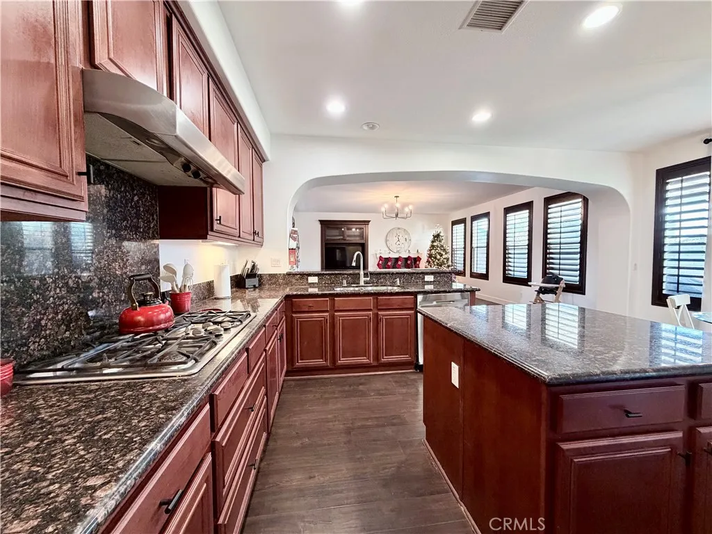 32102 Elk Grove Court, Temecula, California 92592 home-pic-14