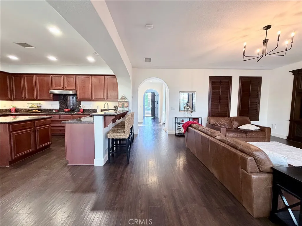 32102 Elk Grove Court, Temecula, California 92592 home-pic-11