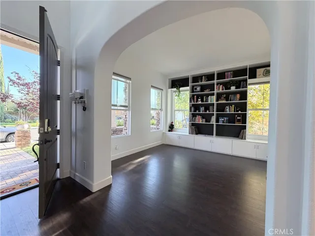 Office with beautiful built-ins