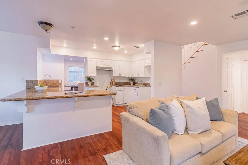 14501 California, Baldwin Park, California 91706 home-pic-5