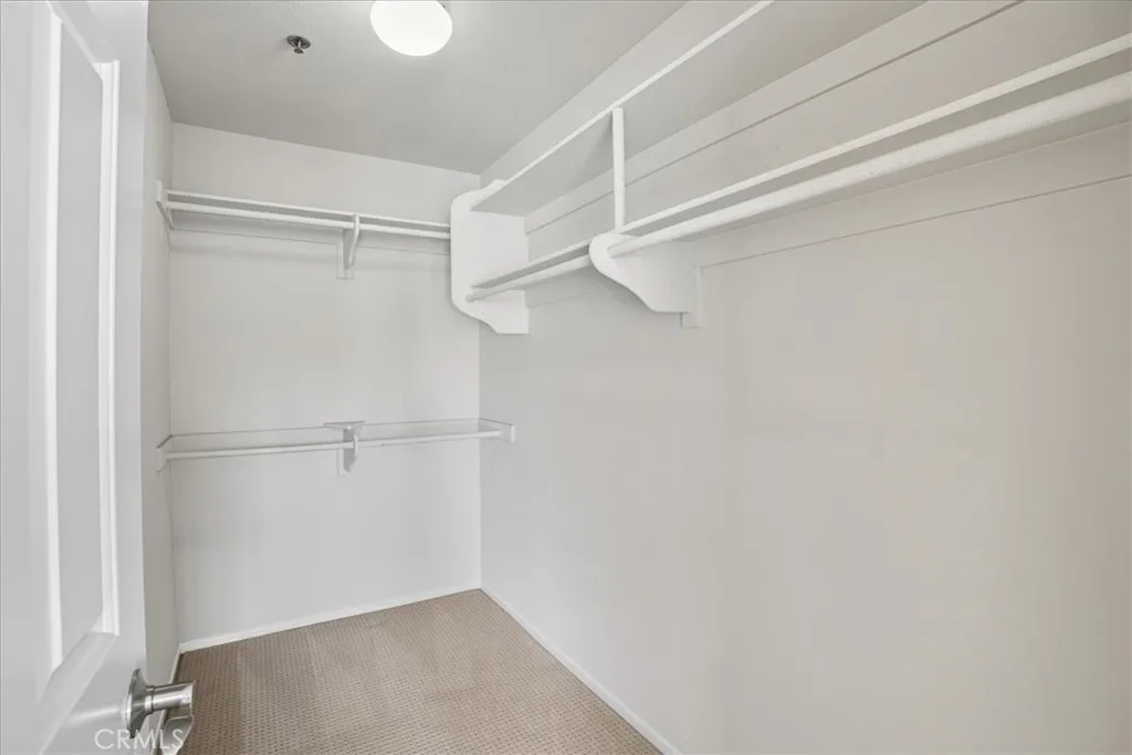 5805 Oak Bend 302, Oak Park, California 91377 home-pic-10