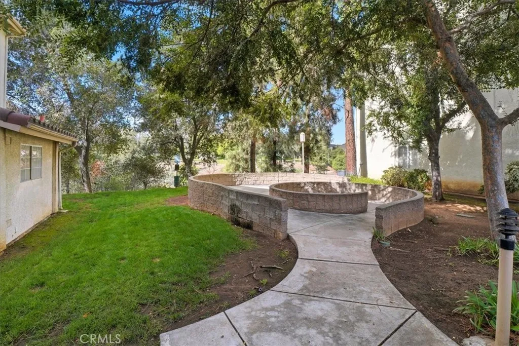 5805 Oak Bend 302, Oak Park, California 91377 home-pic-16