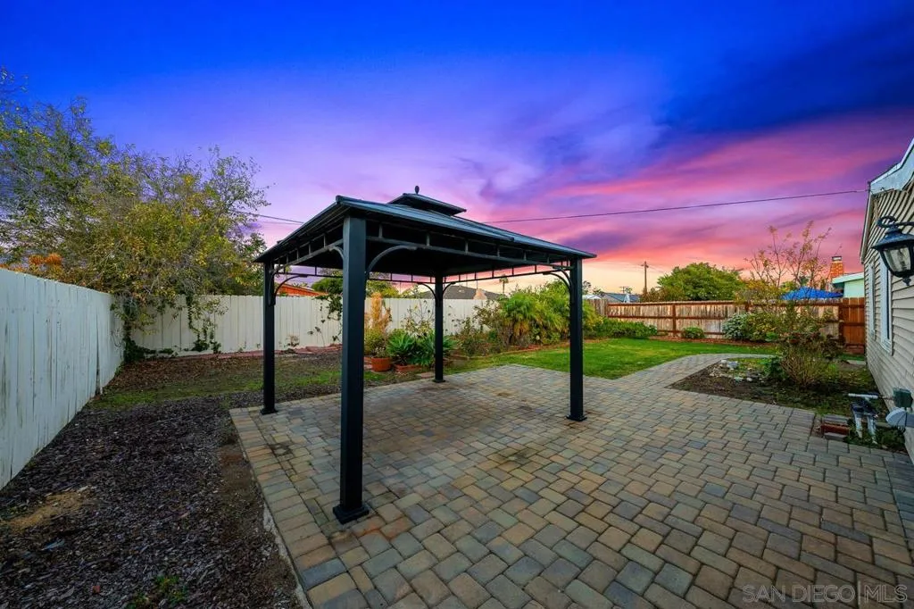 3642 Conrad Avenue, San Diego, California 92117 home-pic-30