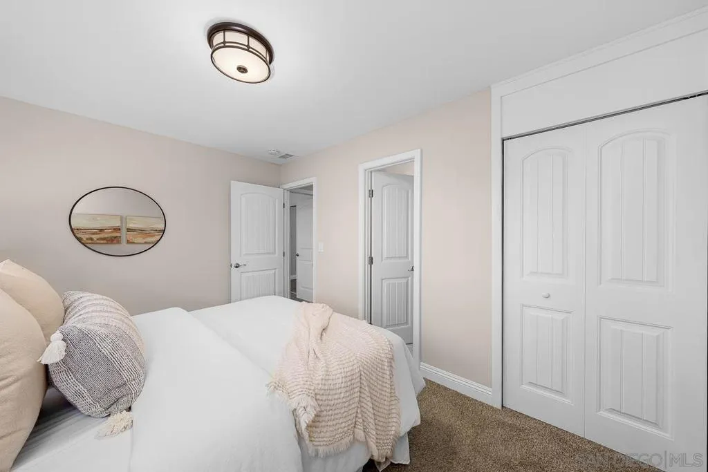 3642 Conrad Avenue, San Diego, California 92117 home-pic-24