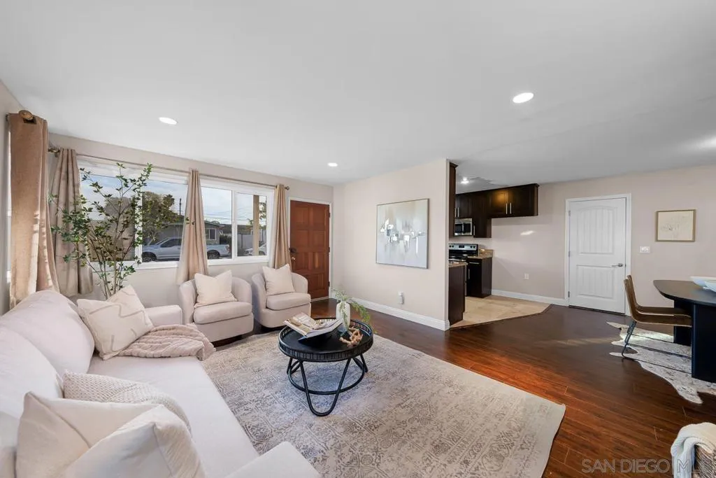 3642 Conrad Avenue, San Diego, California 92117 home-pic-5