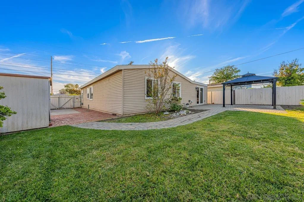 3642 Conrad Avenue, San Diego, California 92117 home-pic-38