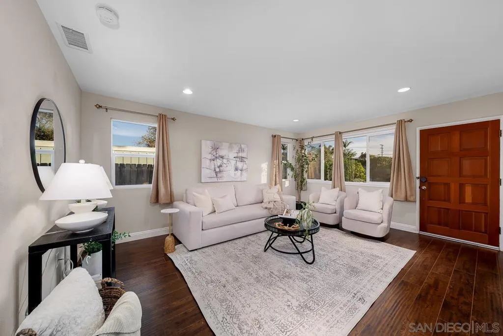 3642 Conrad Avenue, San Diego, California 92117 home-pic-6