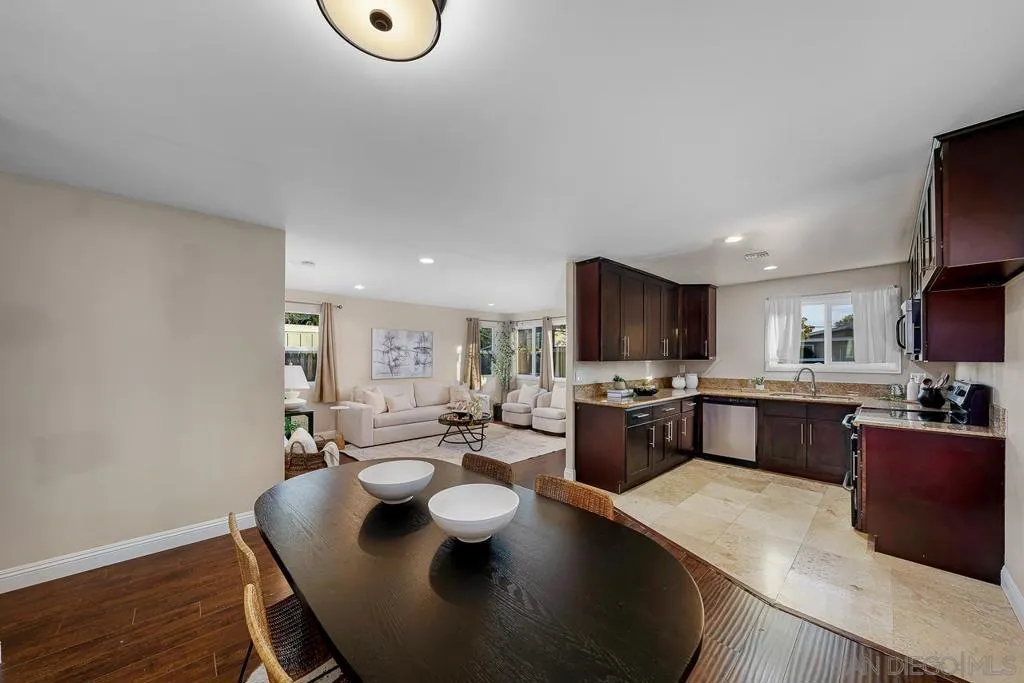 3642 Conrad Avenue, San Diego, California 92117 home-pic-10