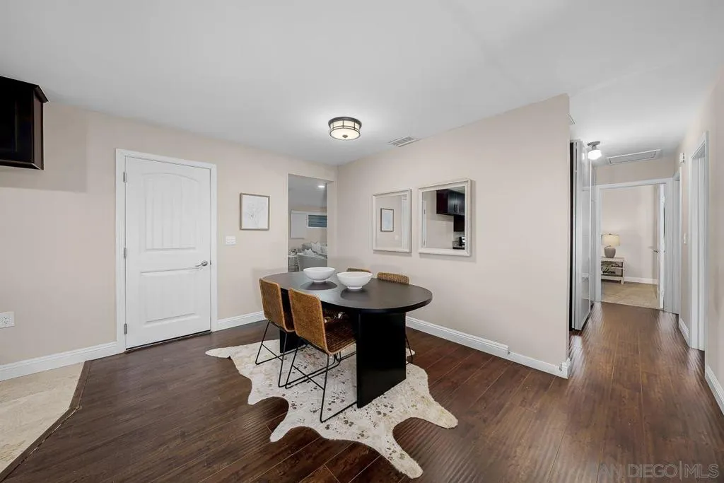 3642 Conrad Avenue, San Diego, California 92117 home-pic-8