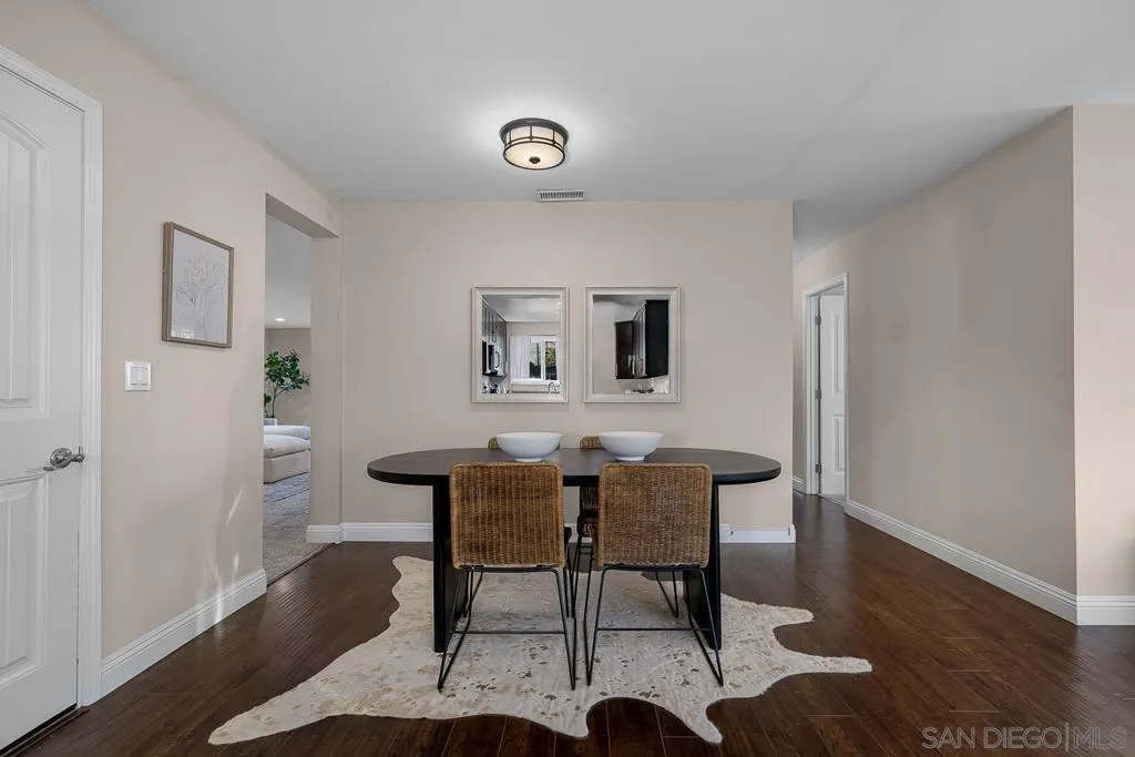 3642 Conrad Avenue, San Diego, California 92117 home-pic-9