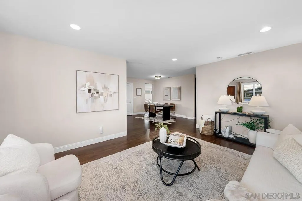 3642 Conrad Avenue, San Diego, California 92117 home-pic-4