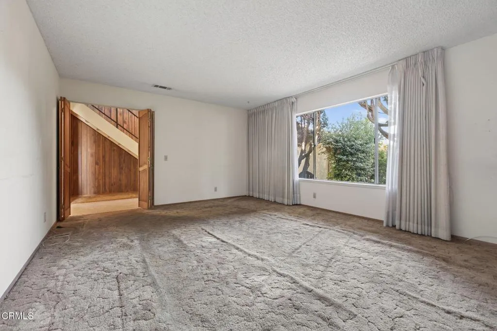 2087 Airedale Avenue, Ventura, California 93003 home-pic-9