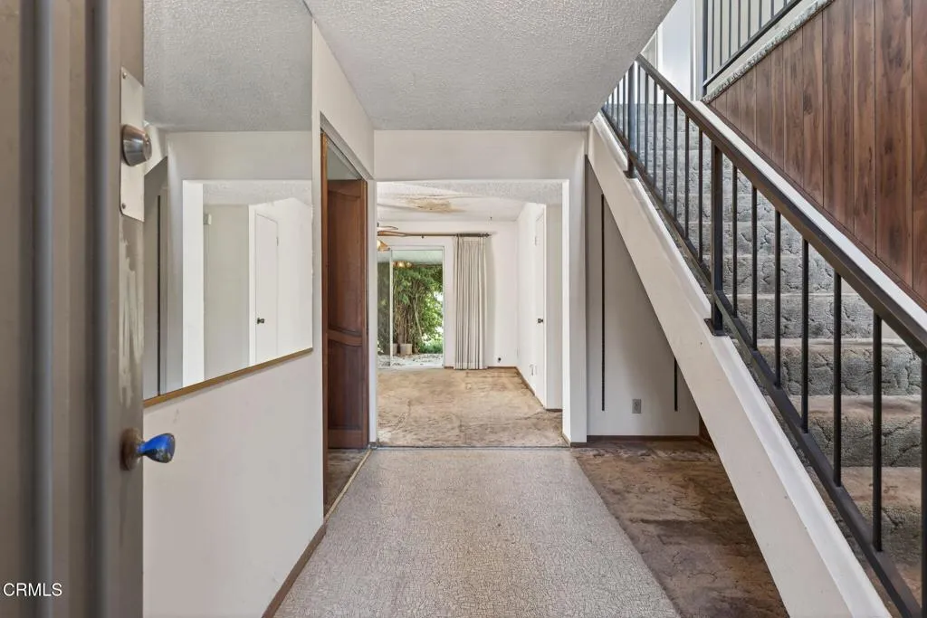2087 Airedale Avenue, Ventura, California 93003 home-pic-5