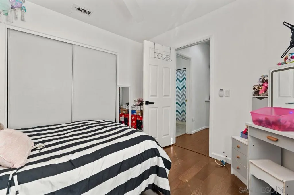 6373 Avenida De Las Vistas 3, San Diego, California 92154 home-pic-35