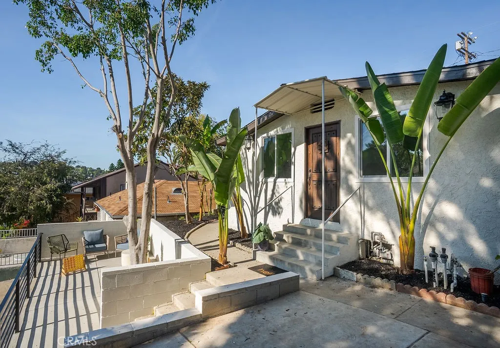5139 San Rafael, Los Angeles, California 90042 home-pic-1